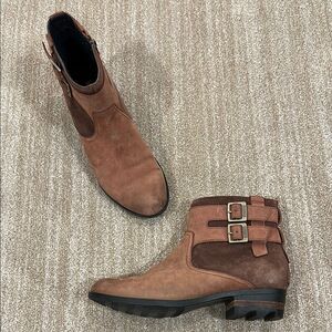 Sorel Lolla Ankle Bootie Brown Side Zip Buckle Waterproof Leather Women Size 10